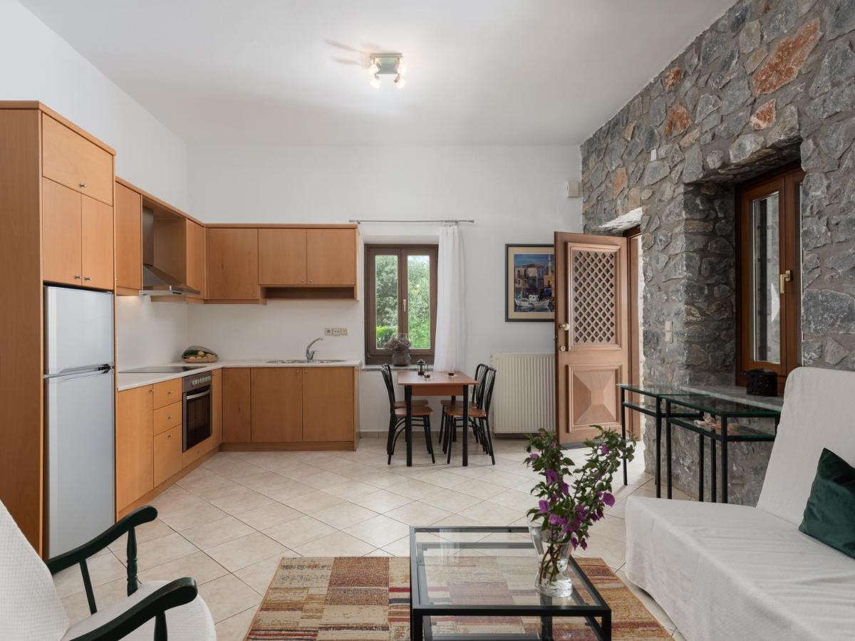 Aura Traditional Apartment Πρινές Εξωτερικό φωτογραφία