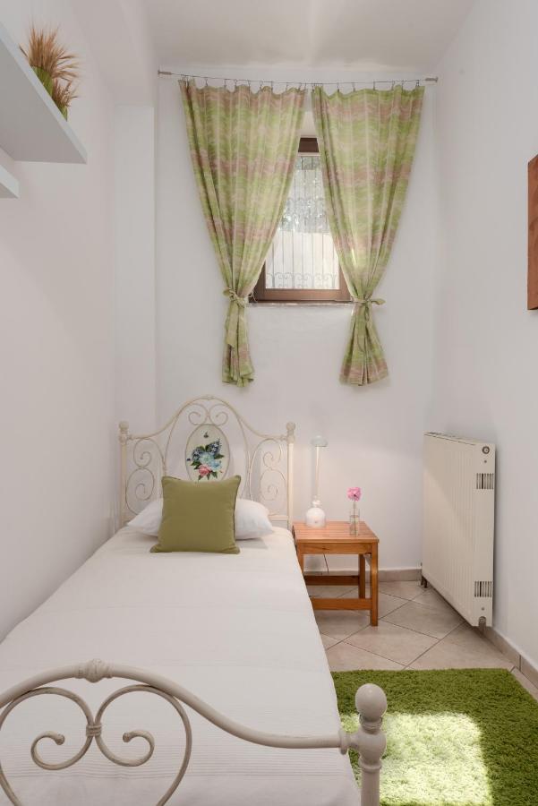 Aura Traditional Apartment Πρινές Εξωτερικό φωτογραφία