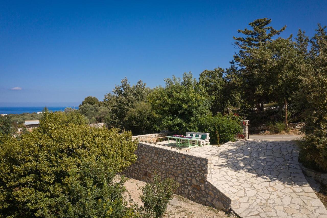 Aura Traditional Apartment Πρινές Εξωτερικό φωτογραφία